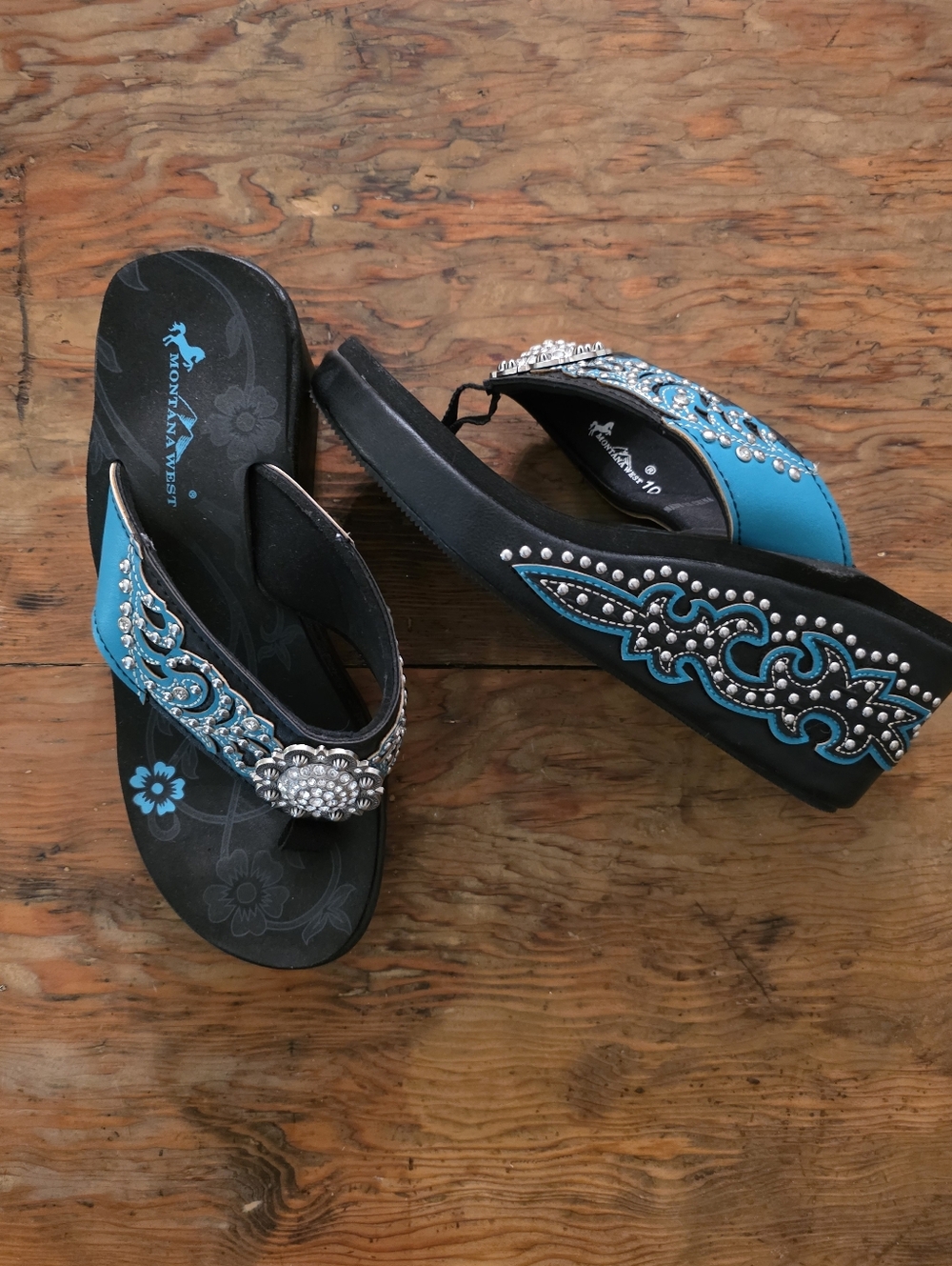 MONTANA WEST New Turquoise Embellished Platform Sandals - Picture 3 of 4
